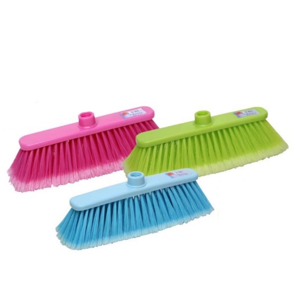 и03-1030 Четка Крома