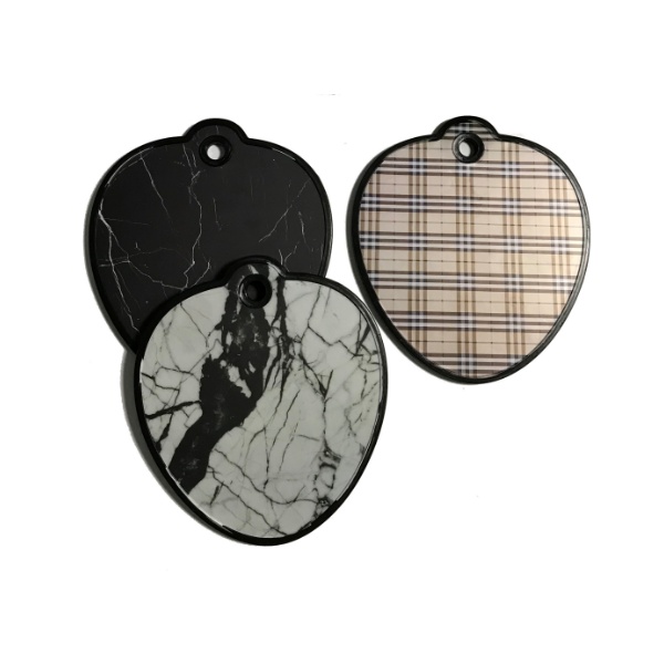 нкалскас Дъска за рязане форма на ягода