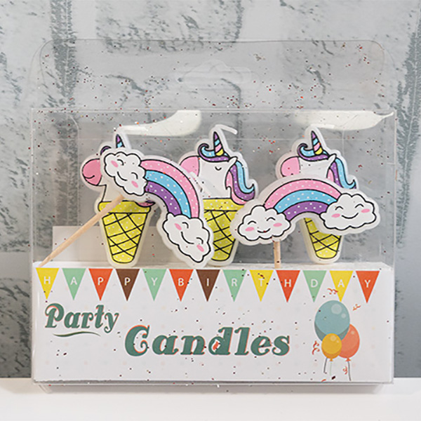 и02-13759-1 Свещички за торта Еднорози 5 броя