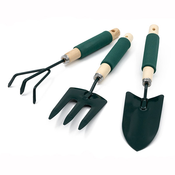 И02-20041 Градински инструменти 3 броя