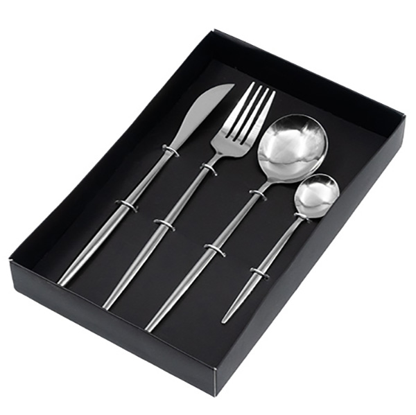 И02-21246 Комплект прибори за хранене 4ч СРЕБРО