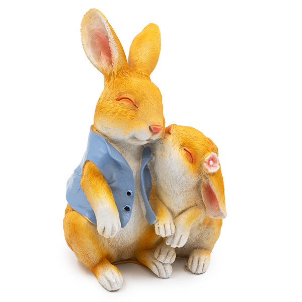 и02-23426 web Градинска декорация влюбени зайци 14/26 см
